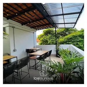 https://casa-los-laureles.colombiamedellinhotels.com